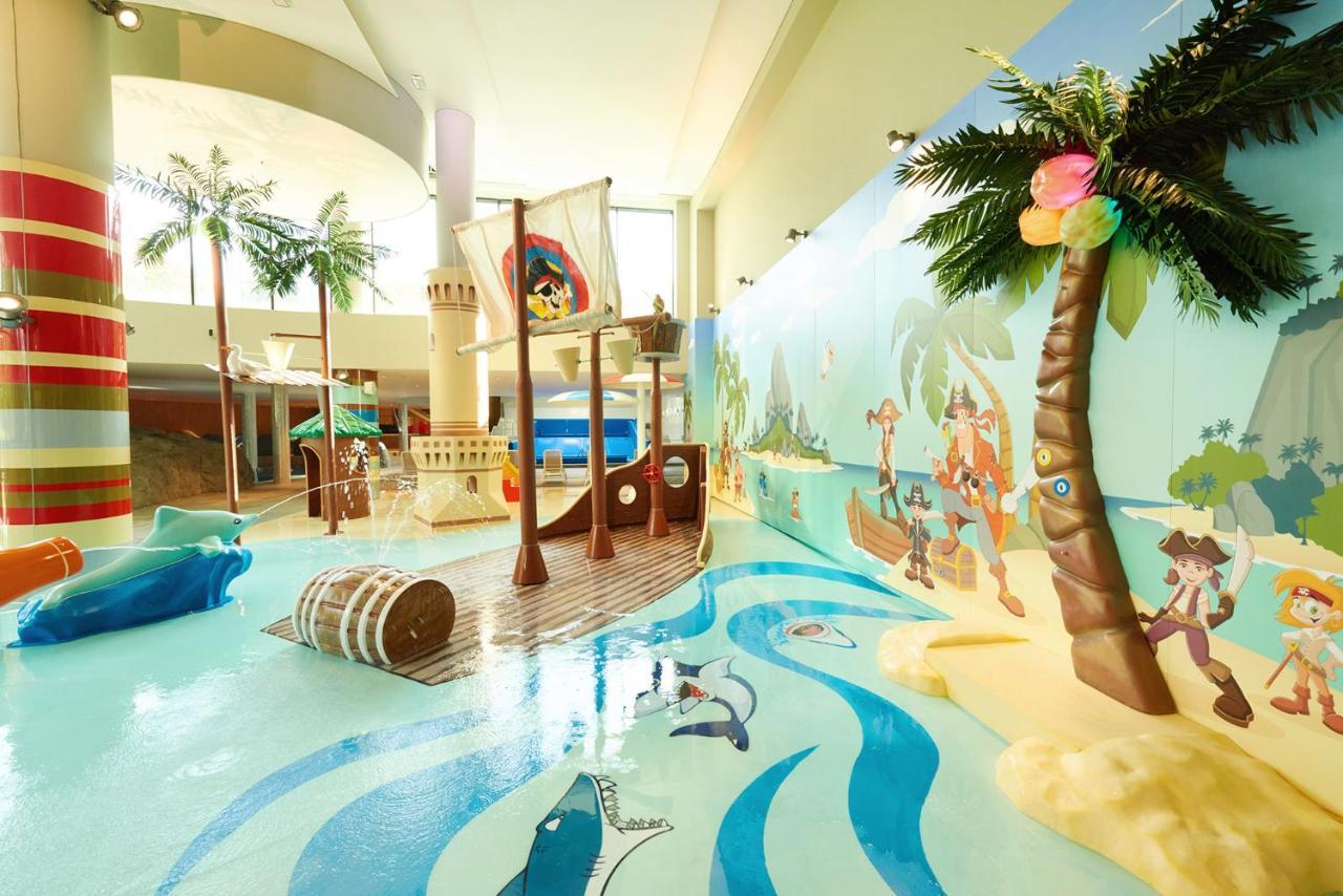 Vacationclub - Zdrojowa 22 Apartament 5 Swinoujscie Kültér fotó